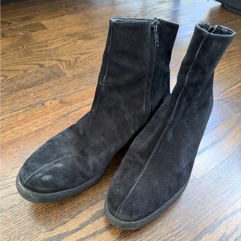 Robert Clergerie Black Suede Ankle Boots